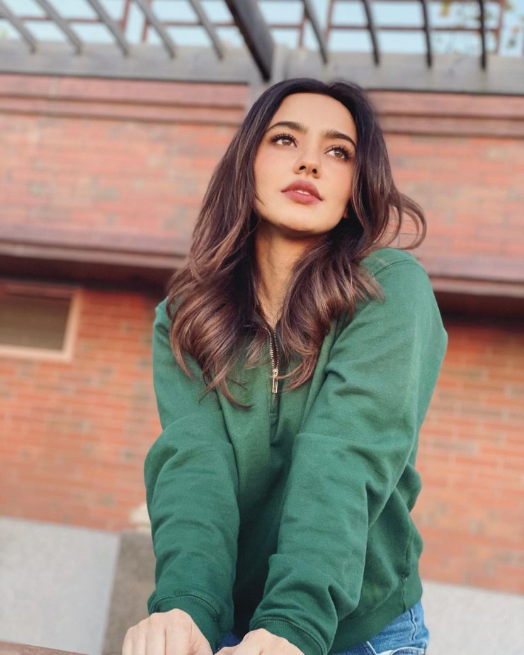 Neha Sharma 12
