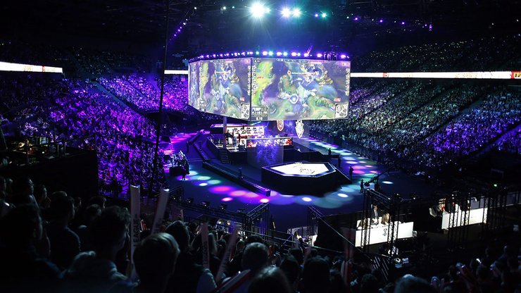 League Of Legends Worlds 2019 France