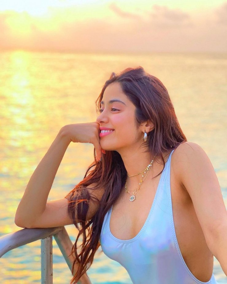 Janhvi Kapoor 3