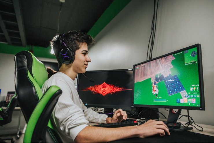 spektrum definitive vandring Top 10 Fortnite Players In The World With Highest Earnings 2021