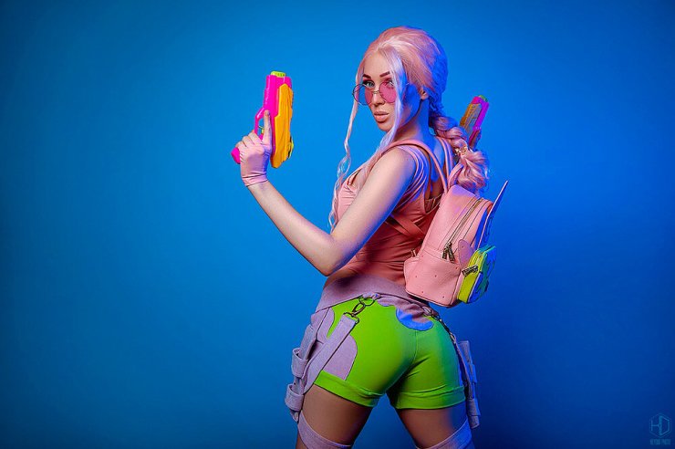 Lara Croft (Spongebob edition) by Smirka