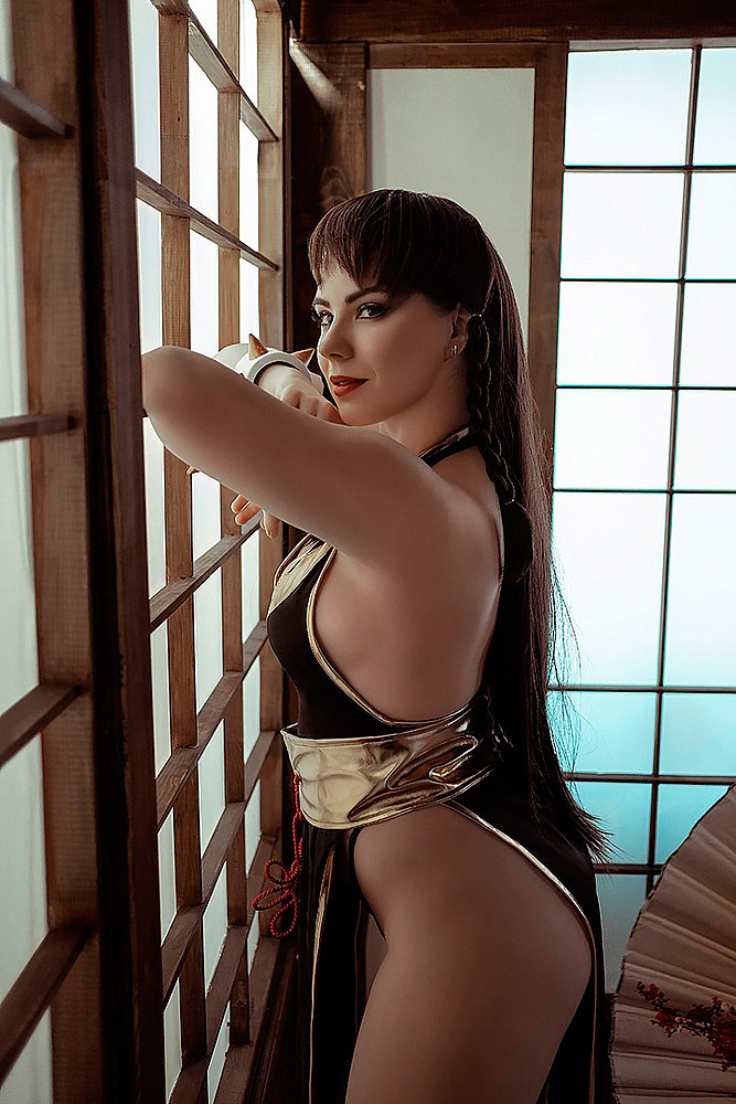 Chun Li (Street Fighter) by Anastasya Zelenova