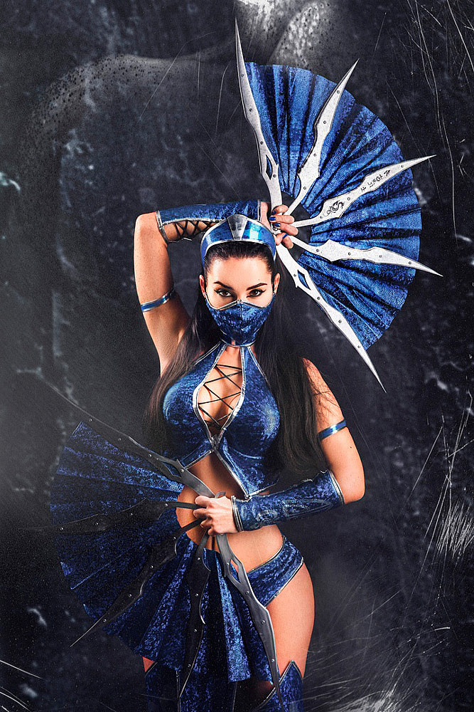 Kitana (Mortal Kombat) by Anna Shakh