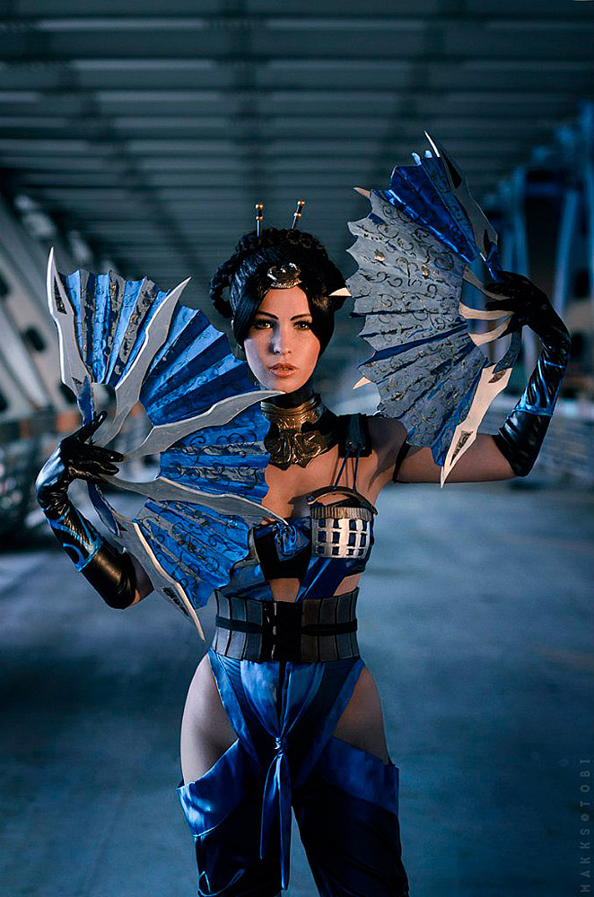 Cassie Cage vs Kitana (Mortal Kombat)