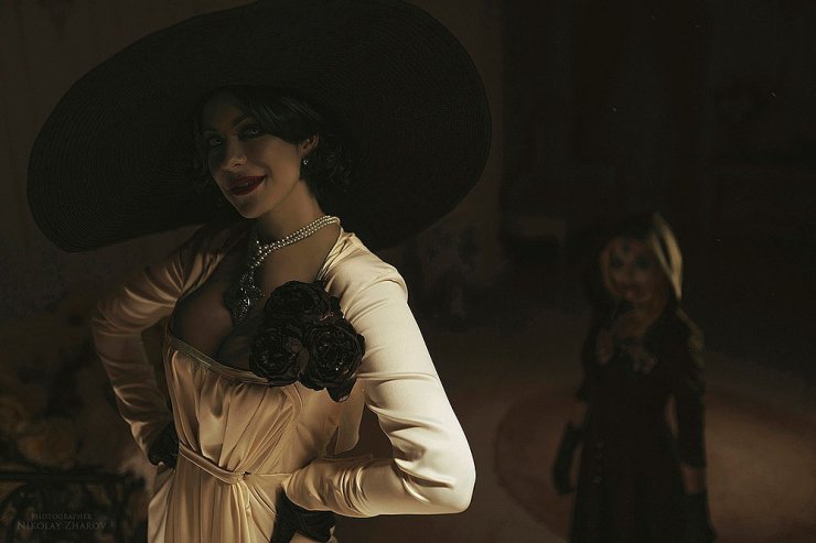 Lady Dimitrescu (Resident Evil Village) by Anastasia Sallozare