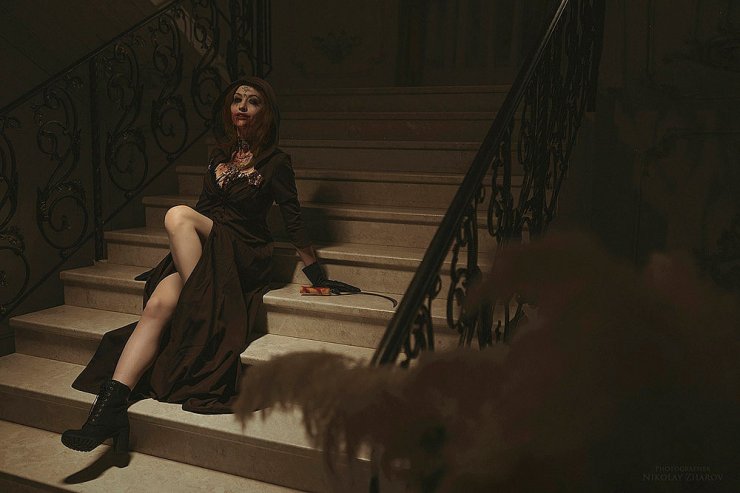 Lady Dimitrescu (Resident Evil Village) by Anastasia Sallozare